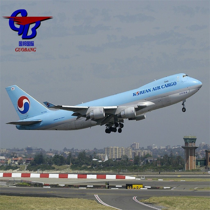 Trasporto aereo in tutto il mondo Il nostro obiettivo è farti risparmiare Servizio speciale Spedizione combinata da diversi fornitori